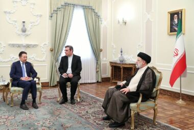 الرئيس الإيراني: المنظمات الإقليمية ستحدد مستقبل المنطقة والعالم